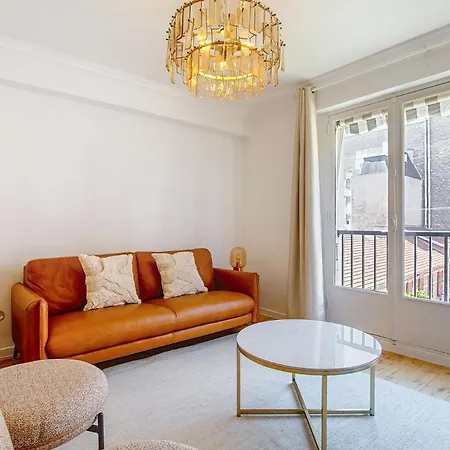 Guestready - Sunlit Elegance With The Eiffel View Appartement *